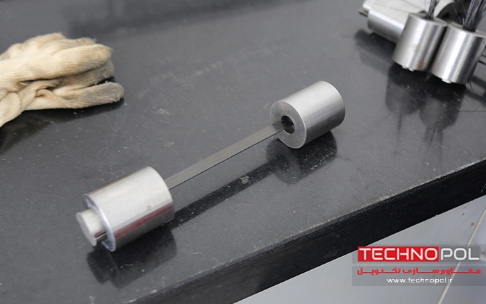 نمونه FRP که تحت آزمایش قرار خواهد گرفت.